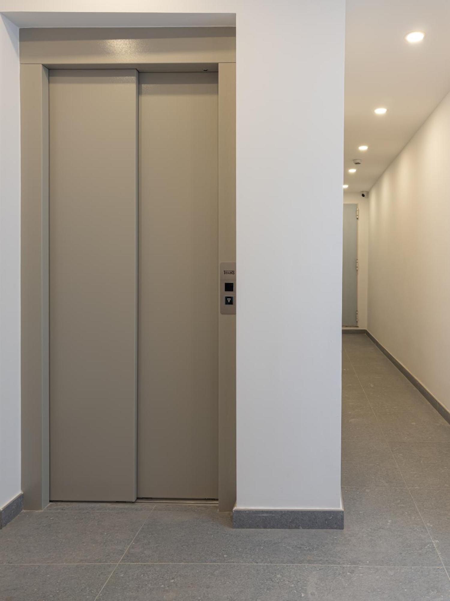 U-nique Albeniz Bcn Apartment L'Hospitalet de Llobregat